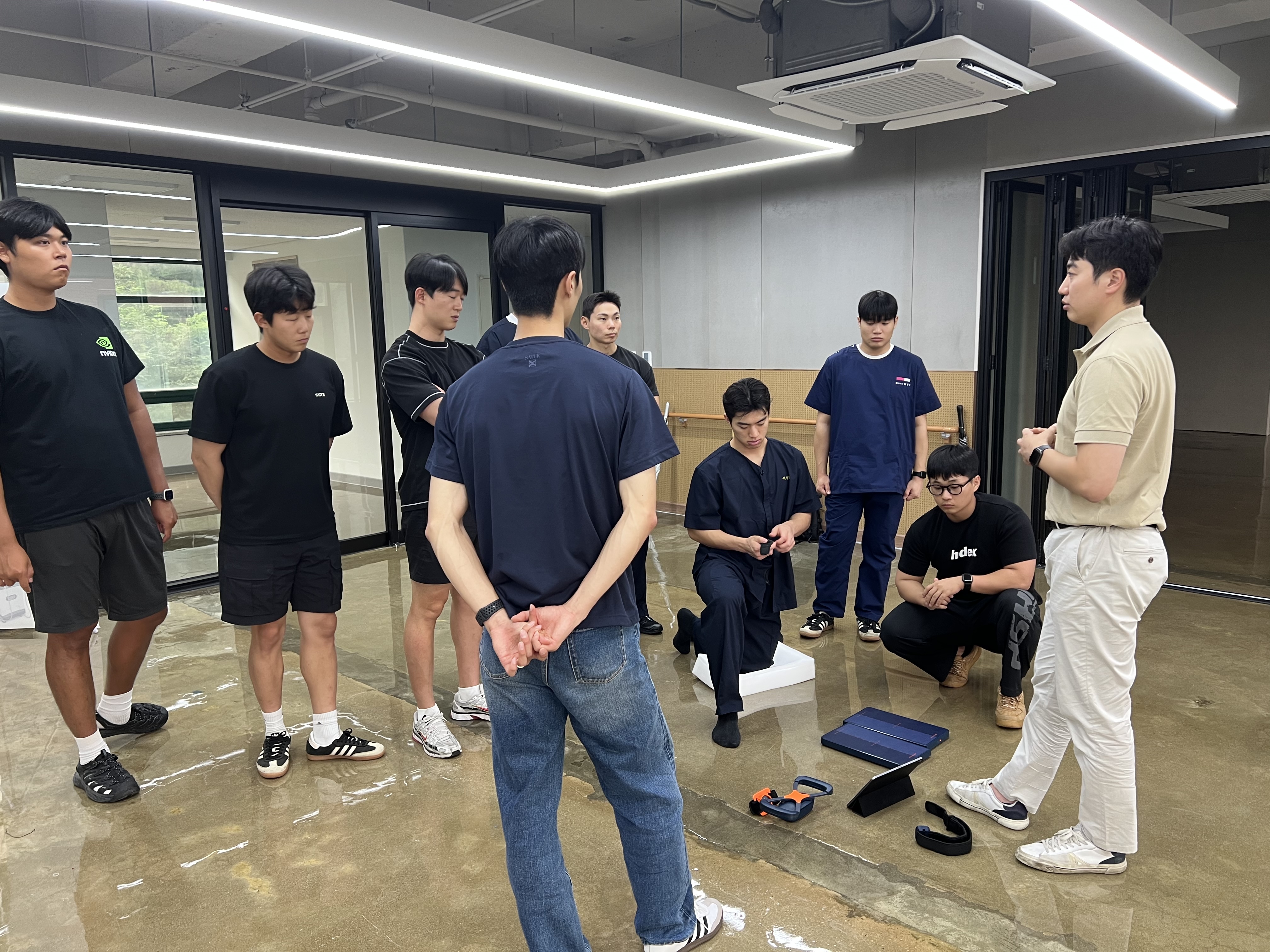 테이핑 & 마사지 실습 특강 이미지 4 - 본문에 자세한설명을 제공합니다.